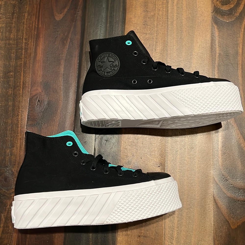 New- Black Converse Hight Tops All Star Platform